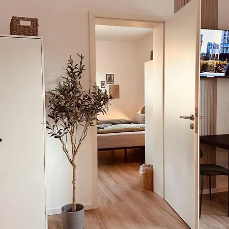 Modernes Apartment - Netflix, Kueche & Parkplatz