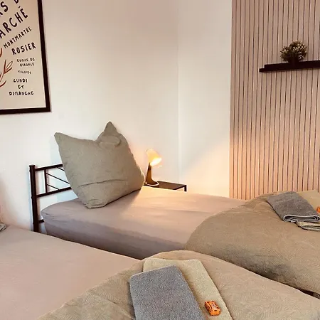 Modernes Apartment - Netflix, Kueche & Parkplatz *